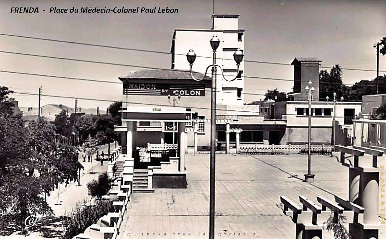Frenda - Place du Colonel-Medecin Paul Lebon.jpg